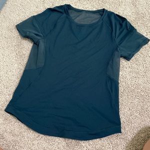 Green mesh back short sleeve shirt